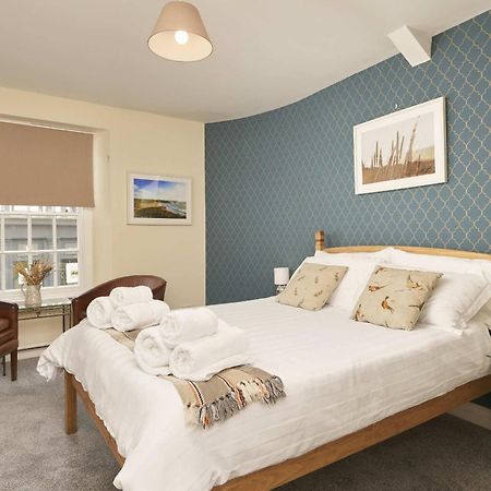 Modbury The White Hart Hotel المظهر الخارجي الصورة