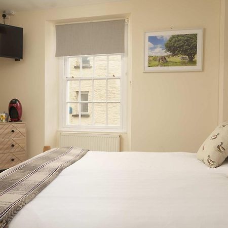 Modbury The White Hart Hotel المظهر الخارجي الصورة