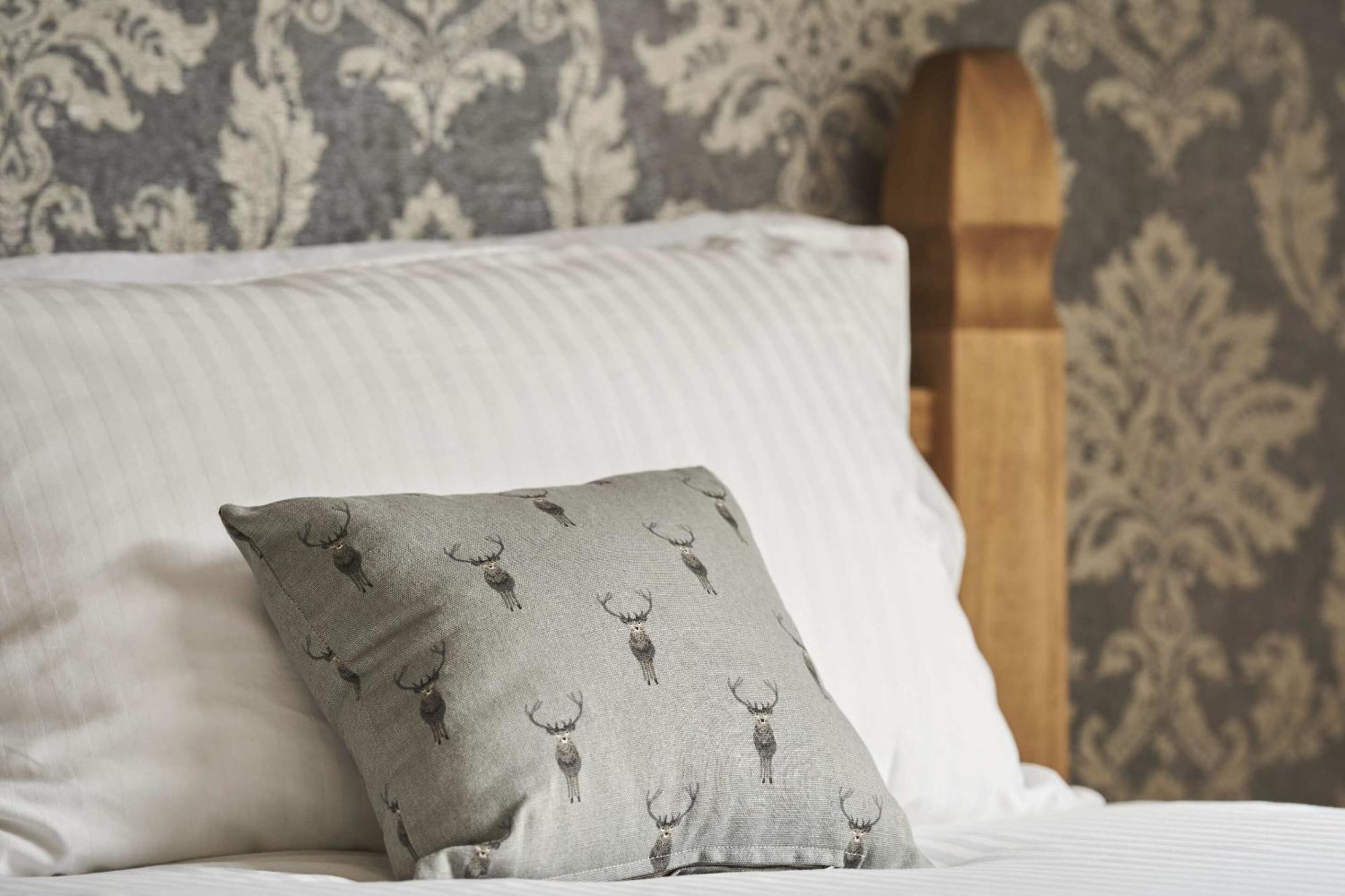 Modbury The White Hart Hotel المظهر الخارجي الصورة